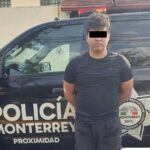 Detienen a presunto ladrón tras persecución en azoteas en Monterrey