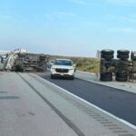 Choque entre dos tráileres deja un lesionado en General Bravo, Nuevo León