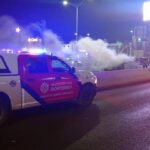 Invendio de vehículo moviliza a cuerpos de emergencia en Monterrey