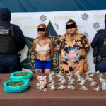 ¡Detienen a dos mujeres con droga en Guadalupe, Nuevo León! La transportaban en una mochila escolar