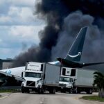 ¡Tragedia en Miami! Avión de carga se sale de la pista y deja cinco muertos