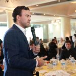 Gabriel Elizondo fortalece agenda desde el territorio con empresarios y jóvenes